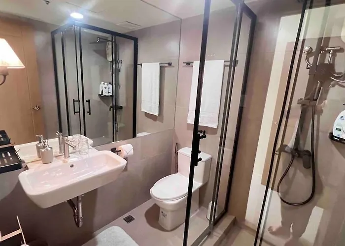 Apartment 3 Bedroom Beautiful And Spacious Penthouse In Makati Manila