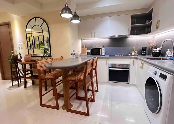 Apartment 3 Bedroom Beautiful And Spacious Penthouse In Makati Manila