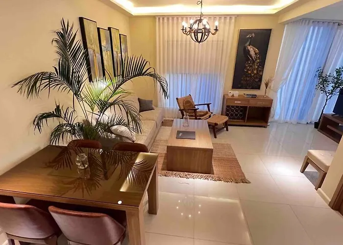 Apartment 3 Bedroom Beautiful And Spacious Penthouse In Makati *