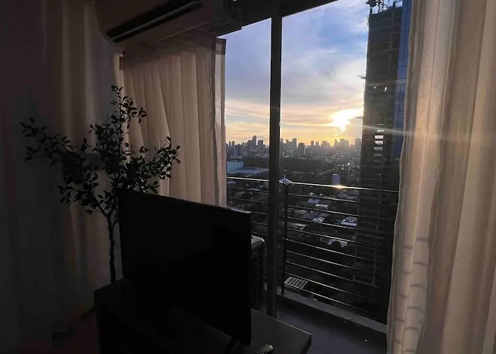 3 Bedroom Beautiful And Spacious Penthouse In Makati Apartment Manila